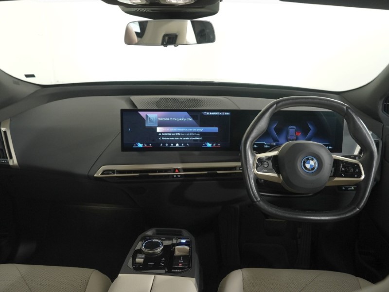 2023 (23) BMW iX 240kW xDrive40 M Sport 76.6kWh 5dr Auto 5618552