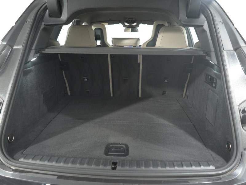 2023 (23) BMW iX 240kW xDrive40 M Sport 76.6kWh 5dr Auto 5618564