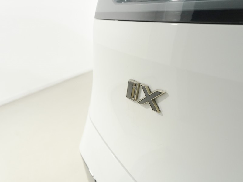 2024 (24) BMW iX 240kW xDrive40 M Sport 76.6kWh 5dr Auto 5619008