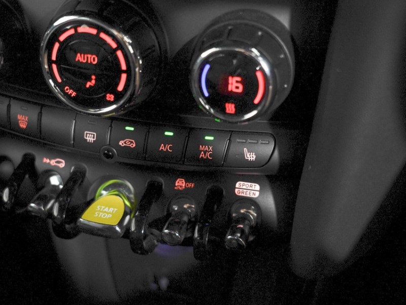 2022 (22) MINI HATCHBACK 135kW Cooper S Level 2 33kWh 3dr Auto 5607081