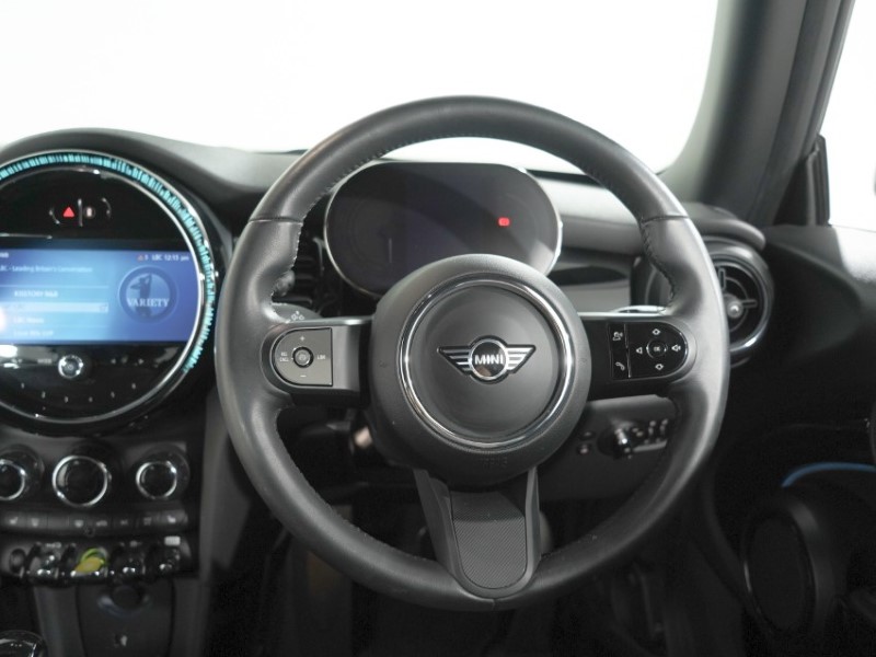 2022 (22) MINI HATCHBACK 135kW Cooper S Level 2 33kWh 3dr Auto 5607057