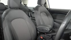 2022 (71) MINI HATCHBACK 1.5 Cooper Classic 3dr Auto 5606123