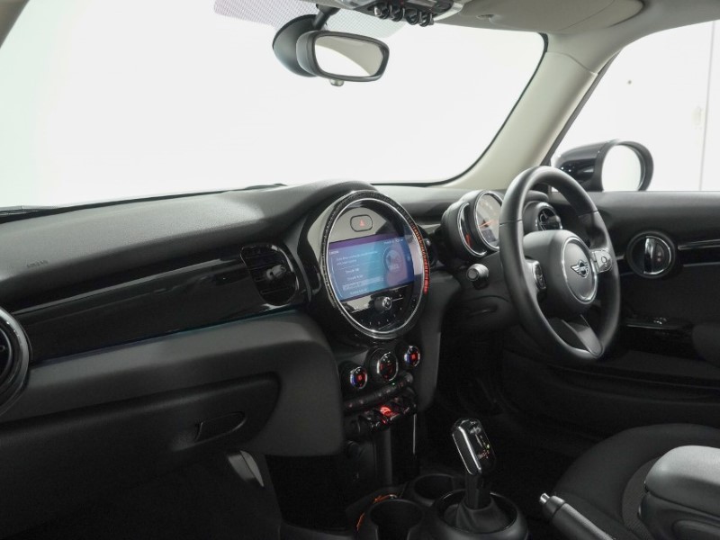 2022 (71) MINI HATCHBACK 1.5 Cooper Classic 3dr Auto 5606103