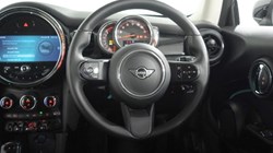 2022 (71) MINI HATCHBACK 1.5 Cooper Classic 3dr Auto 5606108