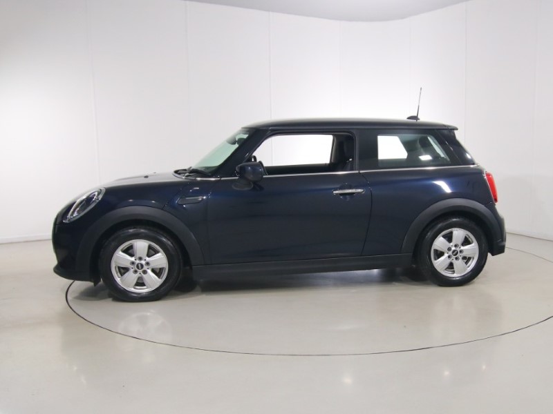 2022 (71) MINI HATCHBACK 1.5 Cooper Classic 3dr Auto 5606143