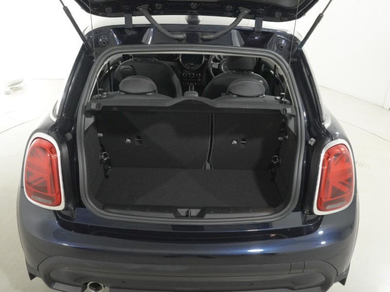 2022 (71) MINI HATCHBACK 1.5 Cooper Classic 3dr Auto 5606098
