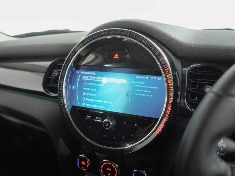 2022 (71) MINI HATCHBACK 1.5 Cooper Classic 3dr Auto 5606135