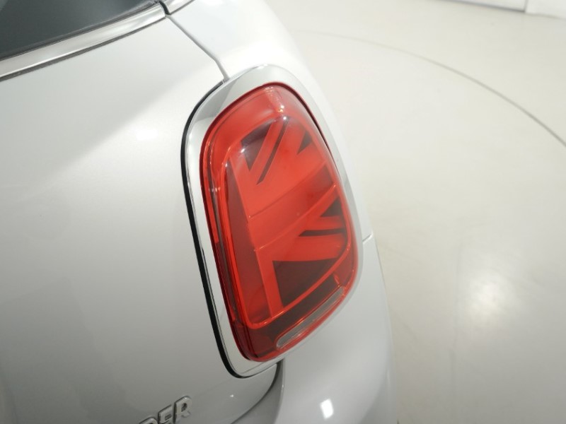 2022 (22) MINI HATCHBACK 1.5 Cooper Classic 5dr 5629680
