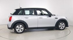 2022 (22) MINI HATCHBACK 1.5 Cooper Classic 5dr 5629731
