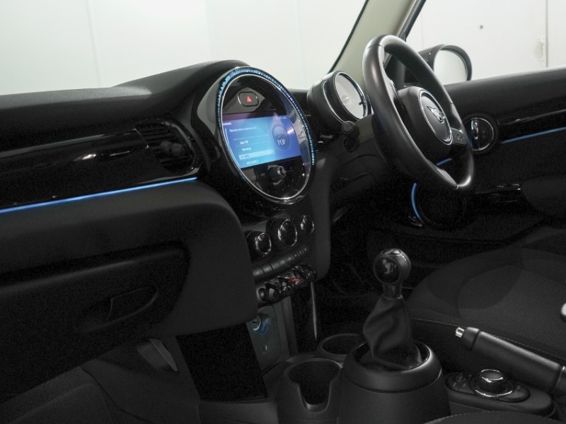 2022 (22) MINI HATCHBACK 1.5 Cooper Classic 5dr 5629682