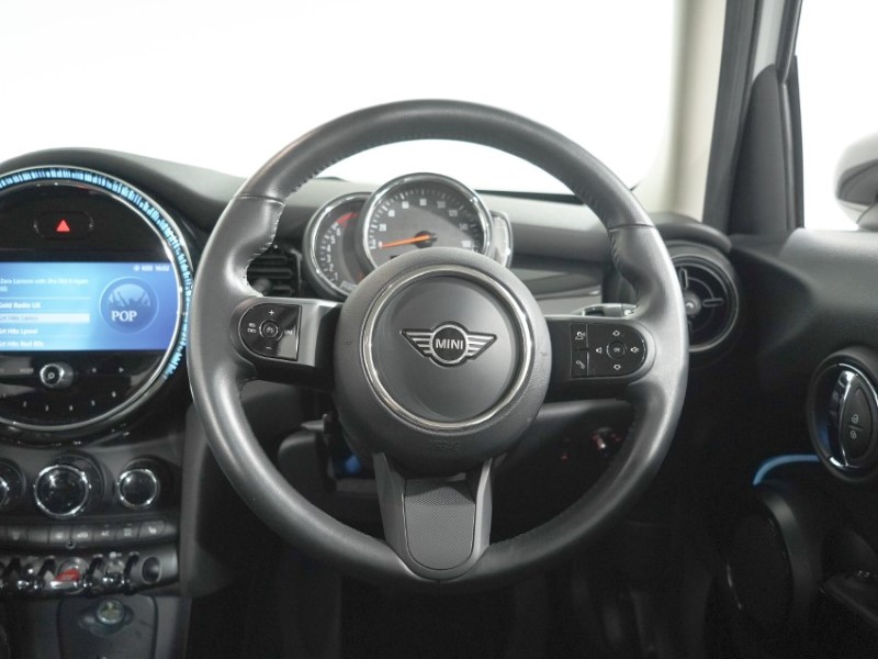 2022 (22) MINI HATCHBACK 1.5 Cooper Classic 5dr 5629691