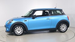 2018 (68) MINI HATCHBACK 1.5 One II 3dr Step Auto 5627951