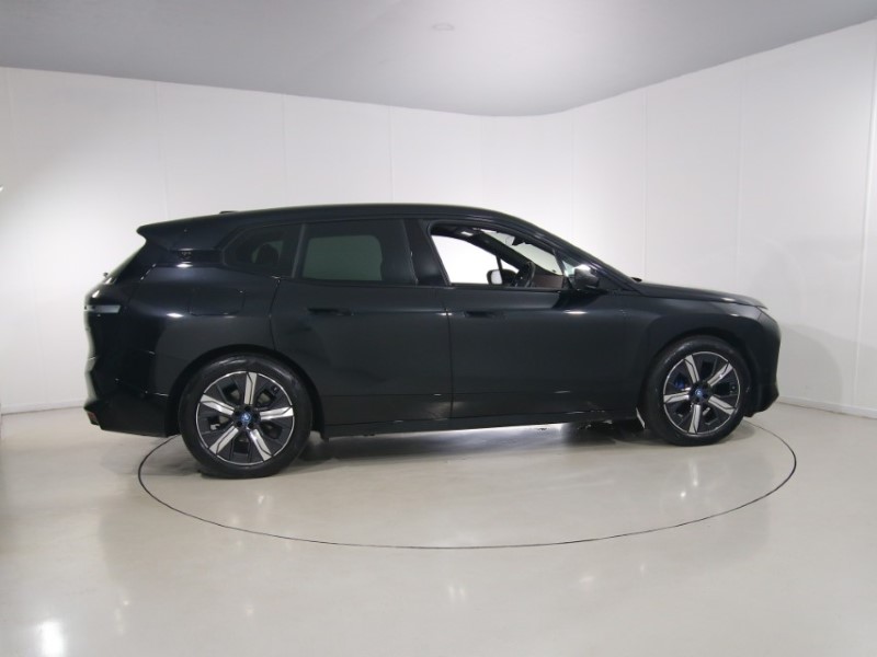 2024 (24) BMW iX 240kW xDrive40 M Sport 76.6kWh 5dr Auto 5632350