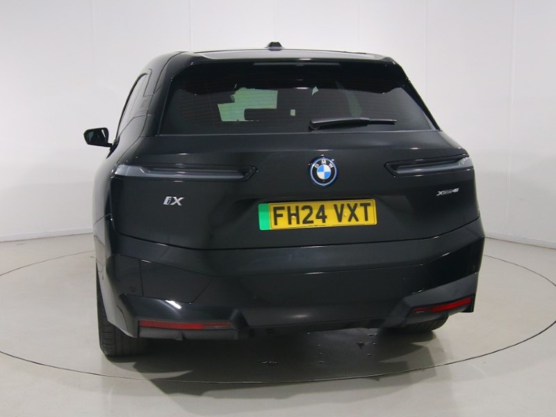2024 (24) BMW iX 240kW xDrive40 M Sport 76.6kWh 5dr Auto 5632348