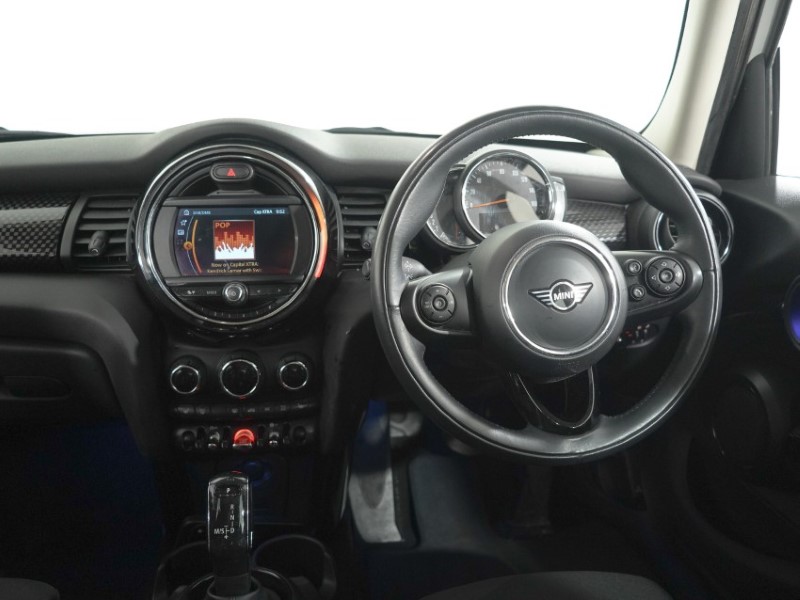 2019 (19) MINI HATCHBACK 2.0 Cooper S Classic II 5dr Auto 5641183
