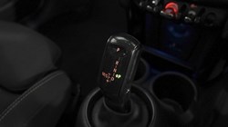 2019 (19) MINI HATCHBACK 2.0 Cooper S Classic II 5dr Auto 5641218