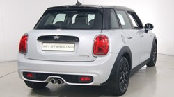 2019 (19) MINI HATCHBACK 2.0 Cooper S Classic II 5dr Auto 5641229