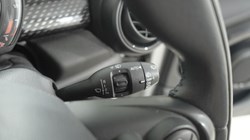 2019 (19) MINI HATCHBACK 2.0 Cooper S Classic II 5dr Auto 5641209