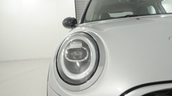 2019 (19) MINI HATCHBACK 2.0 Cooper S Classic II 5dr Auto 5641189