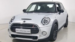 2019 (19) MINI HATCHBACK 2.0 Cooper S Classic II 5dr Auto 5641225