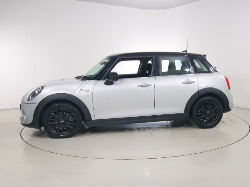 2019 (19) MINI HATCHBACK 2.0 Cooper S Classic II 5dr Auto 5641226