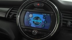 2019 (19) MINI HATCHBACK 2.0 Cooper S Classic II 5dr Auto 5641213
