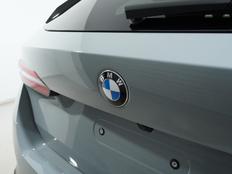 2026 (26) BMW 5 SERIES 520i M Sport Pro 5dr Auto 5650725