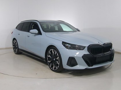 2026 (26) BMW 5 SERIES 520i M Sport Pro 5dr Auto