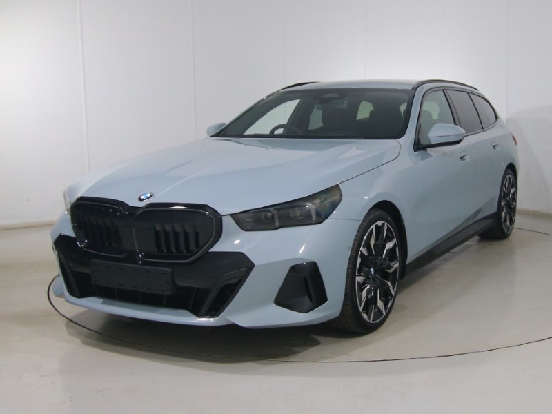 2026 (26) BMW 5 SERIES 520i M Sport Pro 5dr Auto 5650718