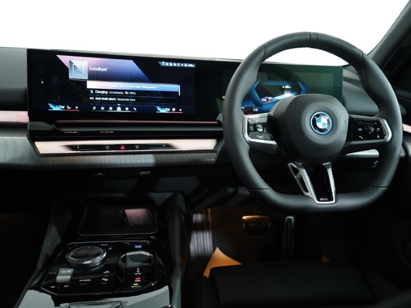 2025 (75) BMW I5 250kW eDrive40 M Sport 84kWh 4dr Auto 5623012