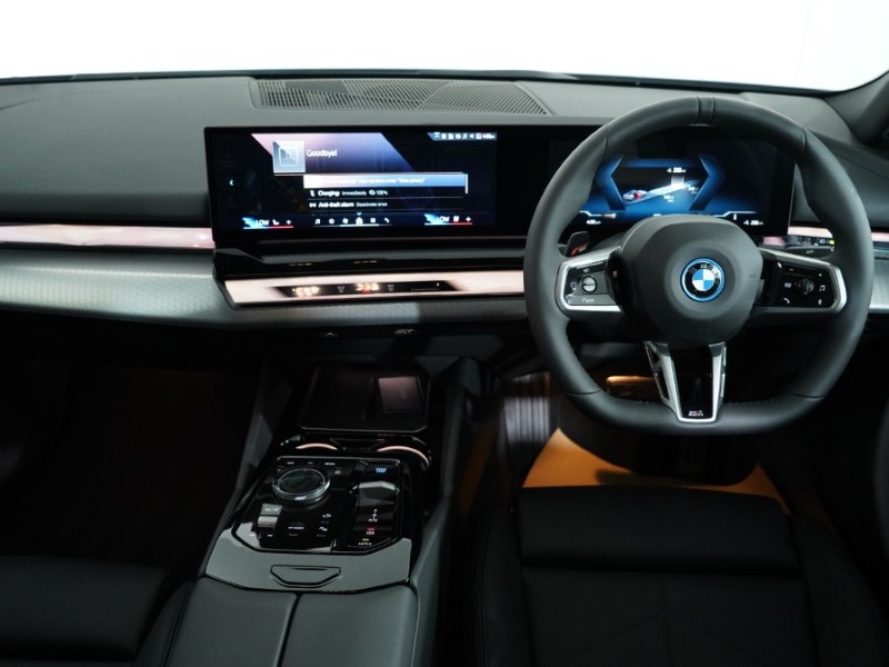 2025 (75) BMW I5 250kW eDrive40 M Sport 84kWh 4dr Auto 5623011