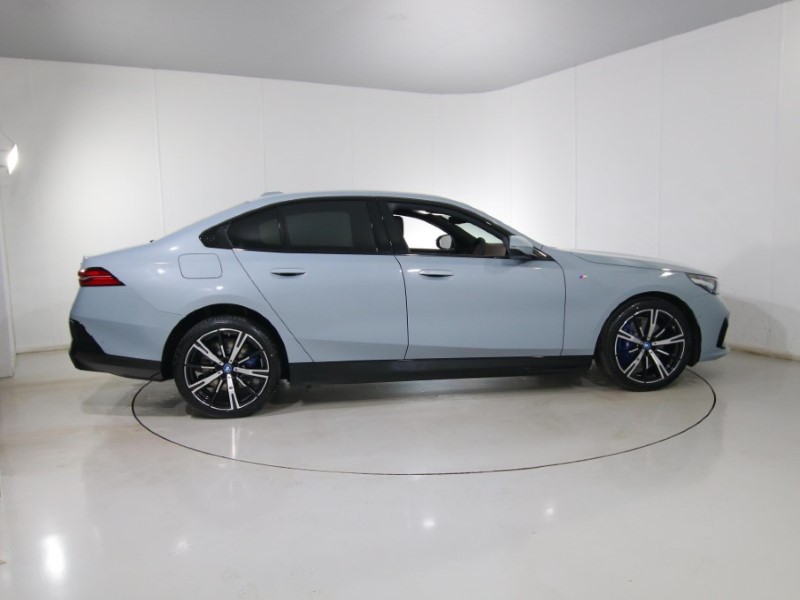 2025 (75) BMW I5 250kW eDrive40 M Sport 84kWh 4dr Auto 5622973
