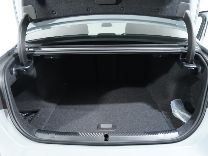 2025 (75) BMW I5 250kW eDrive40 M Sport 84kWh 4dr Auto 5623003