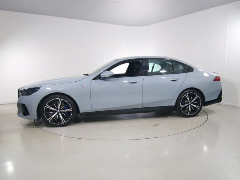 2024 (24) BMW 5 SERIES 520i M Sport Pro 4dr Auto 5644742