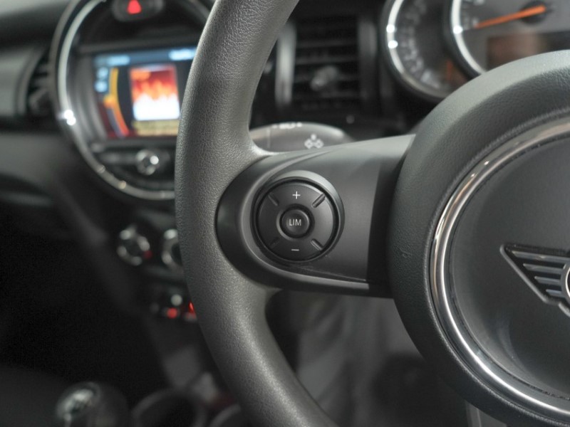 2019 (19) MINI HATCHBACK 1.5 Cooper Classic II 5dr 5646427