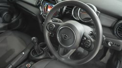 2019 (19) MINI HATCHBACK 1.5 Cooper Classic II 5dr 5646424
