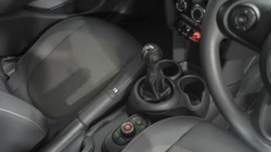 2019 (19) MINI HATCHBACK 1.5 Cooper Classic II 5dr 5646425