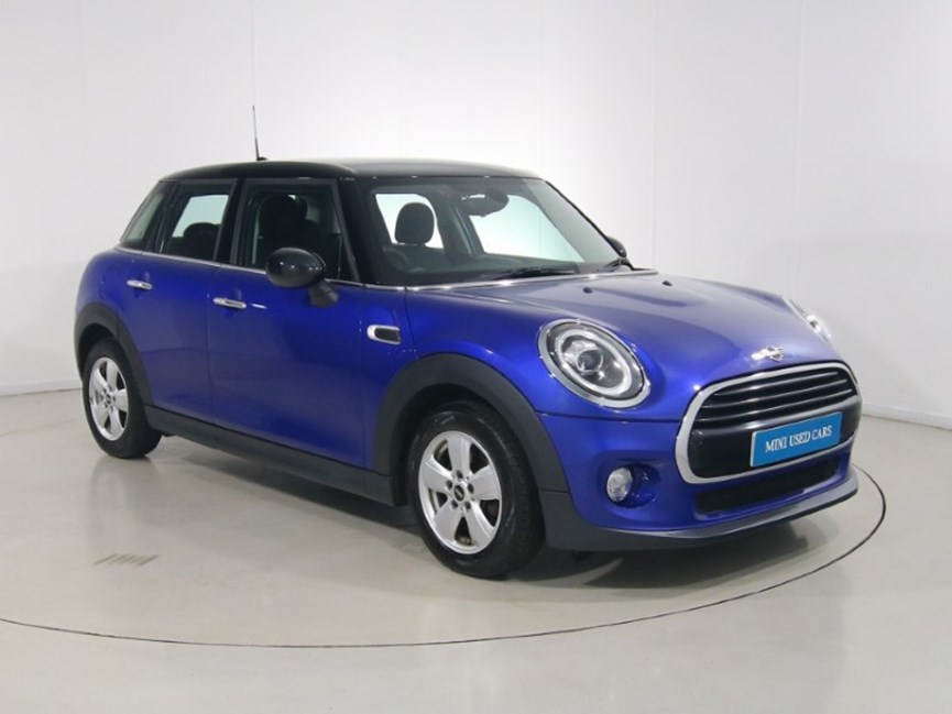 2019 (19) MINI HATCHBACK 1.5 Cooper Classic II 5dr