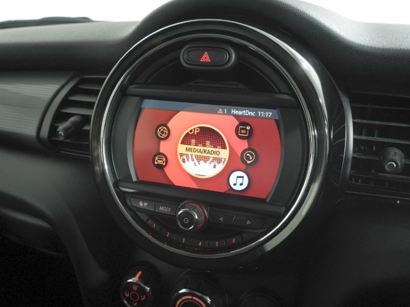 2019 (19) MINI HATCHBACK 1.5 Cooper Classic II 5dr 5646442