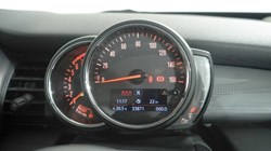 2019 (19) MINI HATCHBACK 1.5 Cooper Classic II 5dr 5646437
