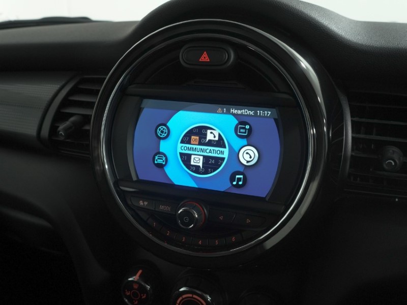 2019 (19) MINI HATCHBACK 1.5 Cooper Classic II 5dr 5646441