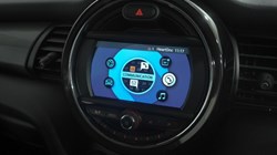 2019 (19) MINI HATCHBACK 1.5 Cooper Classic II 5dr 5646441