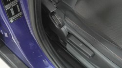 2019 (19) MINI HATCHBACK 1.5 Cooper Classic II 5dr 5646423
