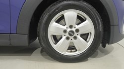 2019 (19) MINI HATCHBACK 1.5 Cooper Classic II 5dr 5646417