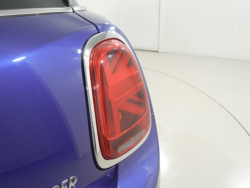 2019 (19) MINI HATCHBACK 1.5 Cooper Classic II 5dr 5646405
