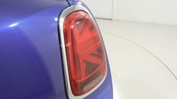 2019 (19) MINI HATCHBACK 1.5 Cooper Classic II 5dr 5646405