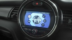 2019 (19) MINI HATCHBACK 1.5 Cooper Classic II 5dr 5646439