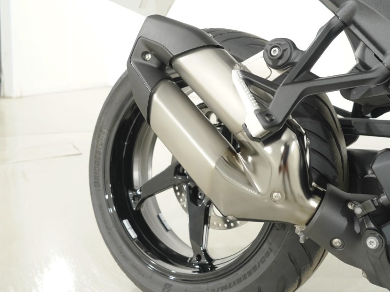 2025 (75) BMW Motorrad R1300 R SE (25MY) 5655407