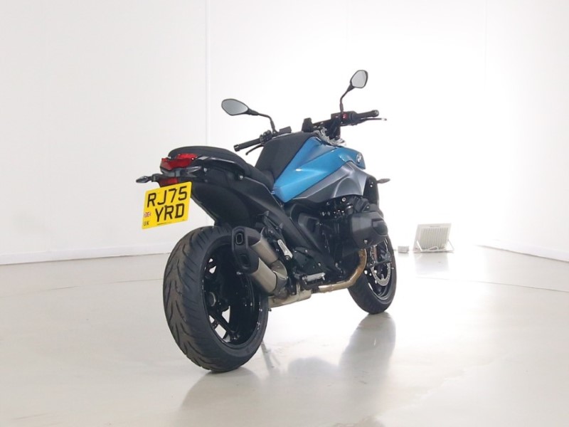 2025 (75) BMW Motorrad R1300 R SE (25MY) 5655414