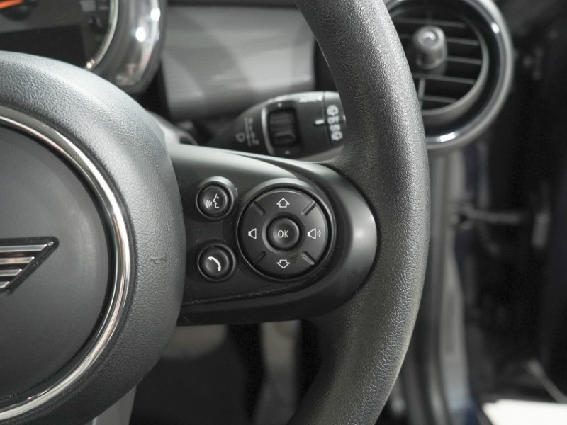 2020 (20) MINI HATCHBACK 1.5 Cooper Classic II 5dr Auto 5672014